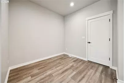 8157 SE Vermont St, Hillsboro, OR 97123 - Photo 24