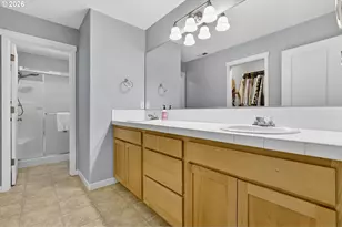 7937 SW Carol Ann Ct, Portland, OR 97224 - Photo 38