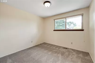 18027 SE Emi St, Damascus, OR 97089 - Photo 16