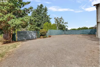 18027 SE Emi St, Damascus, OR 97089 - Photo 36