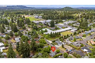 706 SE 135th Ave, Portland, OR 97233 - Photo 22