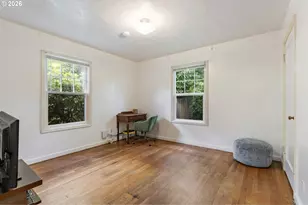 706 SE 135th Ave, Portland, OR 97233 - Photo 10