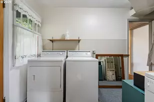 706 SE 135th Ave, Portland, OR 97233 - Photo 14