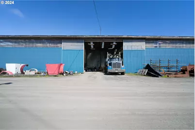 93761 Hackett Ln, Coos Bay, OR 97420 - Photo 14