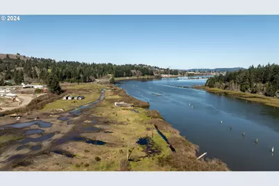 93761 Hackett Ln, Coos Bay, OR 97420 - Photo 10