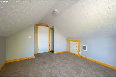 1520 N Maple St, Canby, OR 97013 - Photo 16