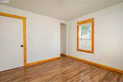 1520 N Maple St, Canby, OR 97013 - Photo 8