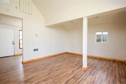 1520 N Maple St, Canby, OR 97013 - Photo 30