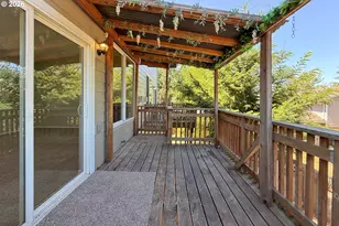 1703 NW Division St, Gresham, OR 97030 - Photo 30