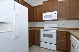 1703 NW Division St, Gresham, OR 97030 - Photo 14