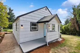 8805 SE 28th Ave, Milwaukie, OR 97222 - Photo 2
