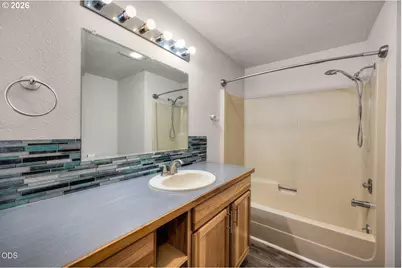 52300 Glenwood Dr, La Pine, OR 97739 - Photo 14