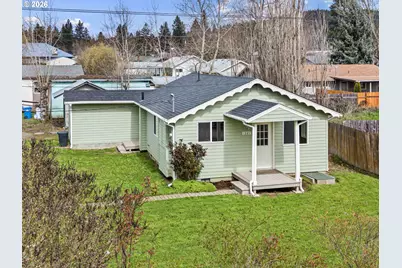 1321 Sunset Ln, Sutherlin, OR 97479 - Photo 2