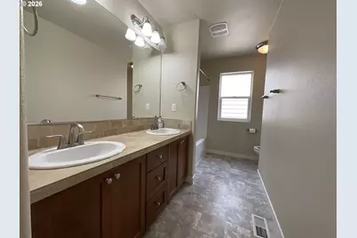 13395 SW Fitzwilliam Dr, Portland, OR 97224 - Photo 16