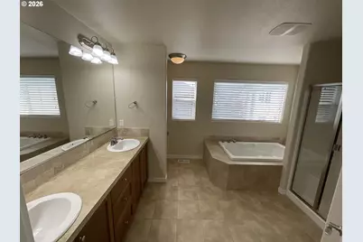 13395 SW Fitzwilliam Dr, Portland, OR 97224 - Photo 26