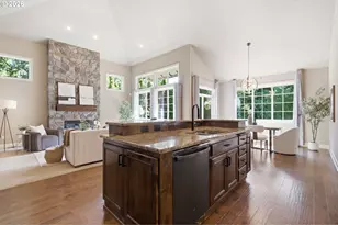 15677 Fieldstone Dr, Lake Oswego, OR 97035 - Photo 14