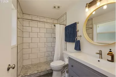 12410 NE Morris St, Portland, OR 97230 - Photo 24