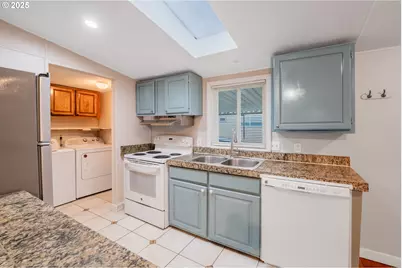 428 SW Boston Way #73, Beaverton, OR 97006 - Photo 12