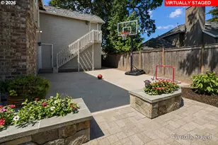 2105 Club House Dr, West Linn, OR 97068 - Photo 24