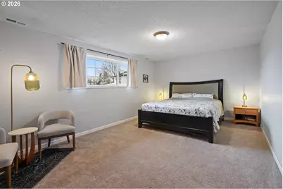 17670 SE Emerald Dr, Milwaukie, OR 97267 - Photo 18