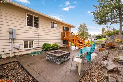 17670 SE Emerald Dr, Milwaukie, OR 97267 - Photo 28