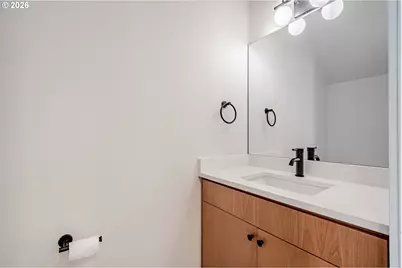 817 NE 94th Ave, Portland, OR 97220 - Photo 14
