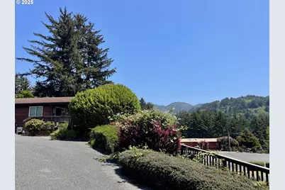 19921 Whaleshead Rd #T5, Brookings, OR 97415 - Photo 2