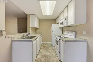 9878 SE Talbert St, Clackamas, OR 97015 - Photo 10