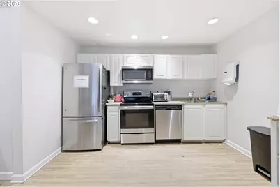 9878 SE Talbert St, Clackamas, OR 97015 - Photo 24