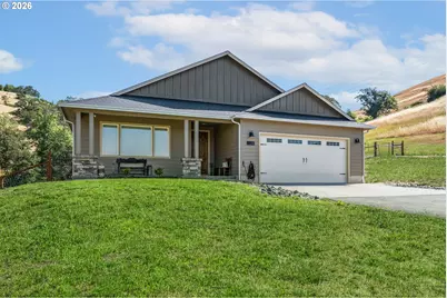 200 Hatfield Dr, Roseburg, OR 97470 - Photo 30
