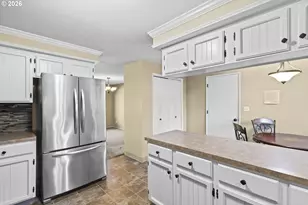 610 NE 8th Ave, Battle Ground, WA 98604 - Photo 8