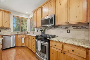 17141 SW King Richard Ct, Sherwood, OR 97140 - Photo 16