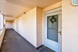 6625 W Burnside St, Portland, OR 97210 - Photo 2