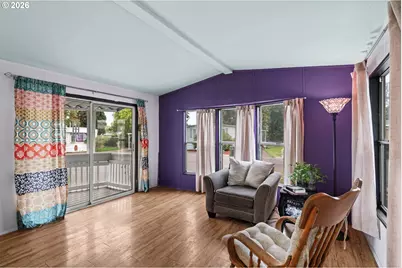 1225 W 10th Ave #3, Junction City, OR 97448 - Photo 6