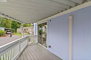 1225 W 10th Ave, Junction City, OR 97448 - Photo 18