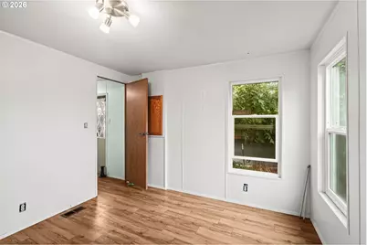 1225 W 10th Ave #3, Junction City, OR 97448 - Photo 16