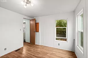 1225 W 10th Ave, Junction City, OR 97448 - Photo 16