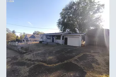 103 Bidwell St, Moro, OR 97039 - Photo 2
