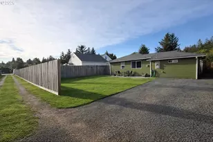 2136 Greenwood Ave, Reedsport, OR 97467 - Photo 2