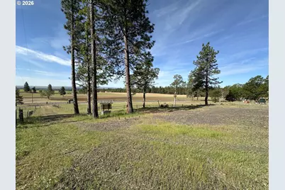 2069 Glenwood Hwy, Goldendale, WA 98620 - Photo 14