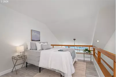 178 N Hayden Bay Dr, Portland, OR 97217 - Photo 18