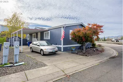 252 Wenaha Ln, Roseburg, OR 97471 - Photo 2