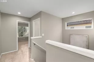 1328 NE Parkside Dr, Hillsboro, OR 97124 - Photo 16