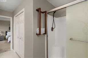 1328 NE Parkside Dr, Hillsboro, OR 97124 - Photo 20