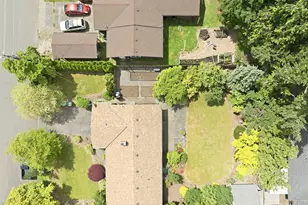 12014 NE 16th St, Vancouver, WA 98684 - Photo 2
