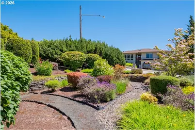 2548 NW Maser Dr, Corvallis, OR 97330 - Photo 2