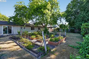 844 NE Baldwin Dr, Hillsboro, OR 97124 - Photo 30
