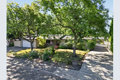 844 NE Baldwin Dr, Hillsboro, OR 97124 - Photo 6