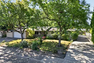 844 NE Baldwin Dr, Hillsboro, OR 97124 - Photo 6