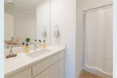 944 H Ave, Seaside, OR 97138 - Photo 18